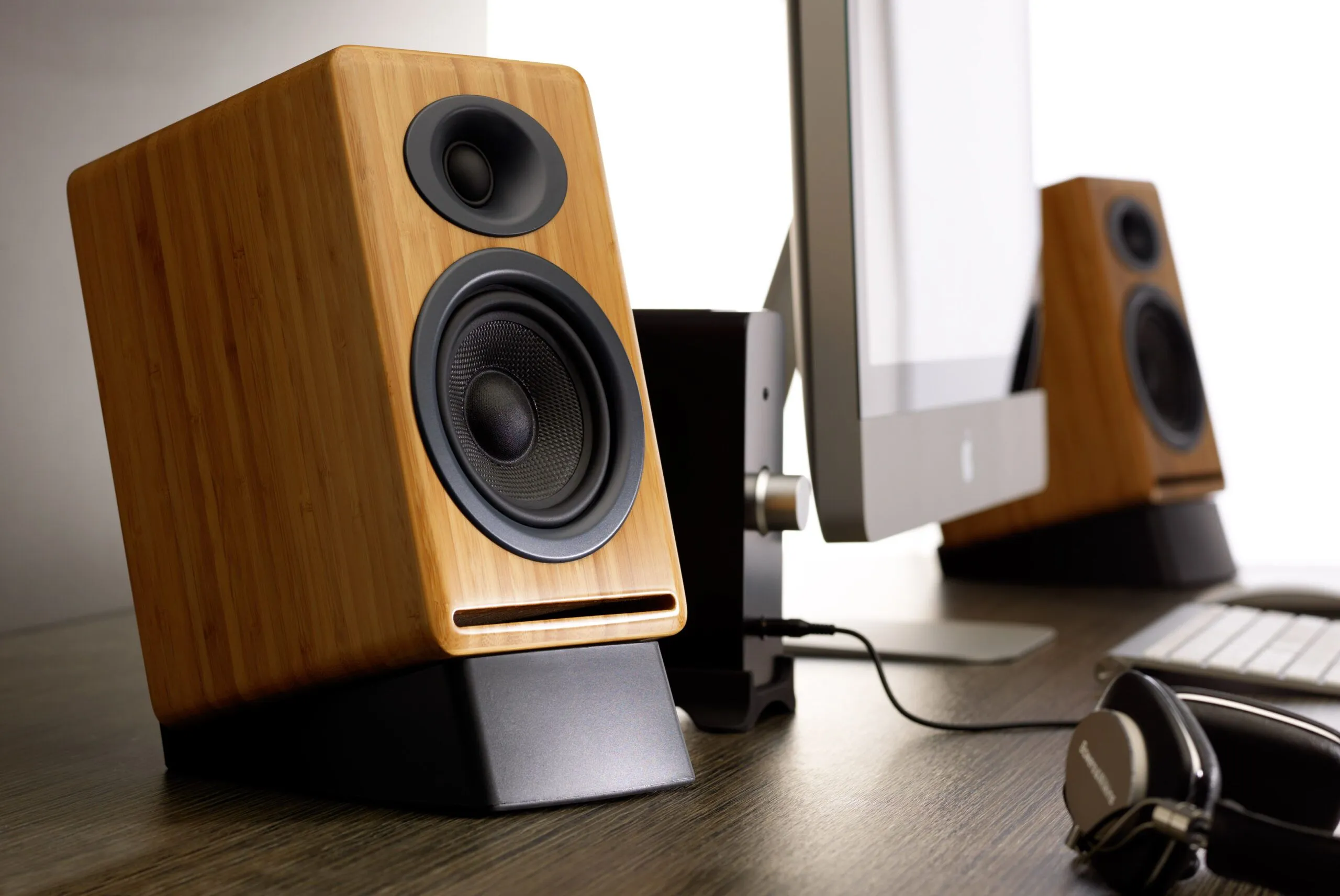 audioengine 2+ スタンドセット DS2 Desktop Stands — Audioengine