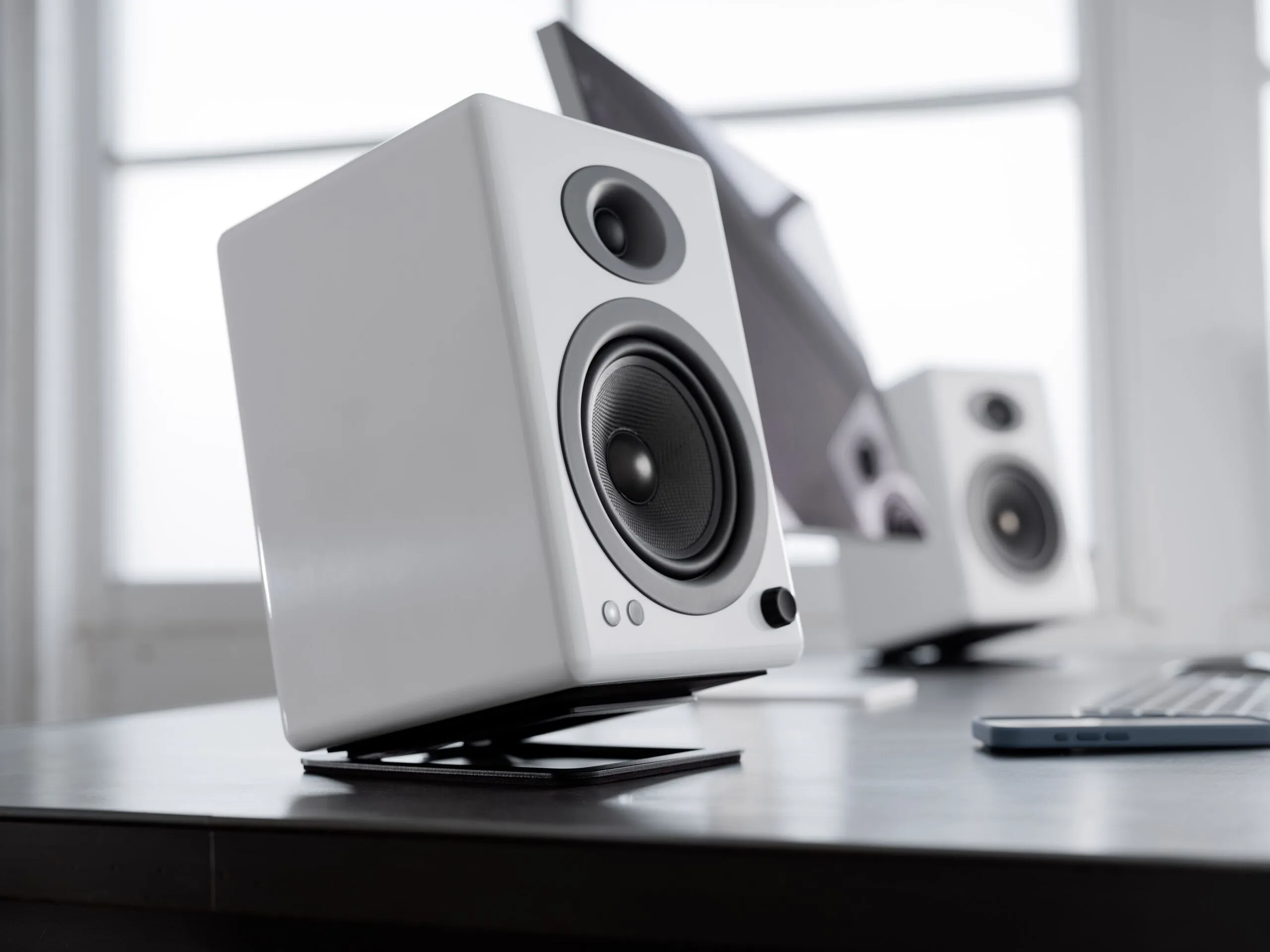 audioengine 2+ スタンドセット DS2M Desktop Stands — Audioengine