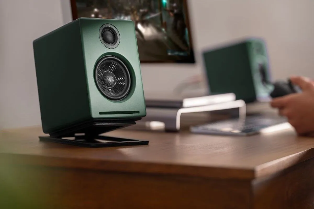 スタンド付き　audioengine 2+ wireless A2+ Next Gen Home Music System w/ Bluetooth aptX-HD — Audioengine