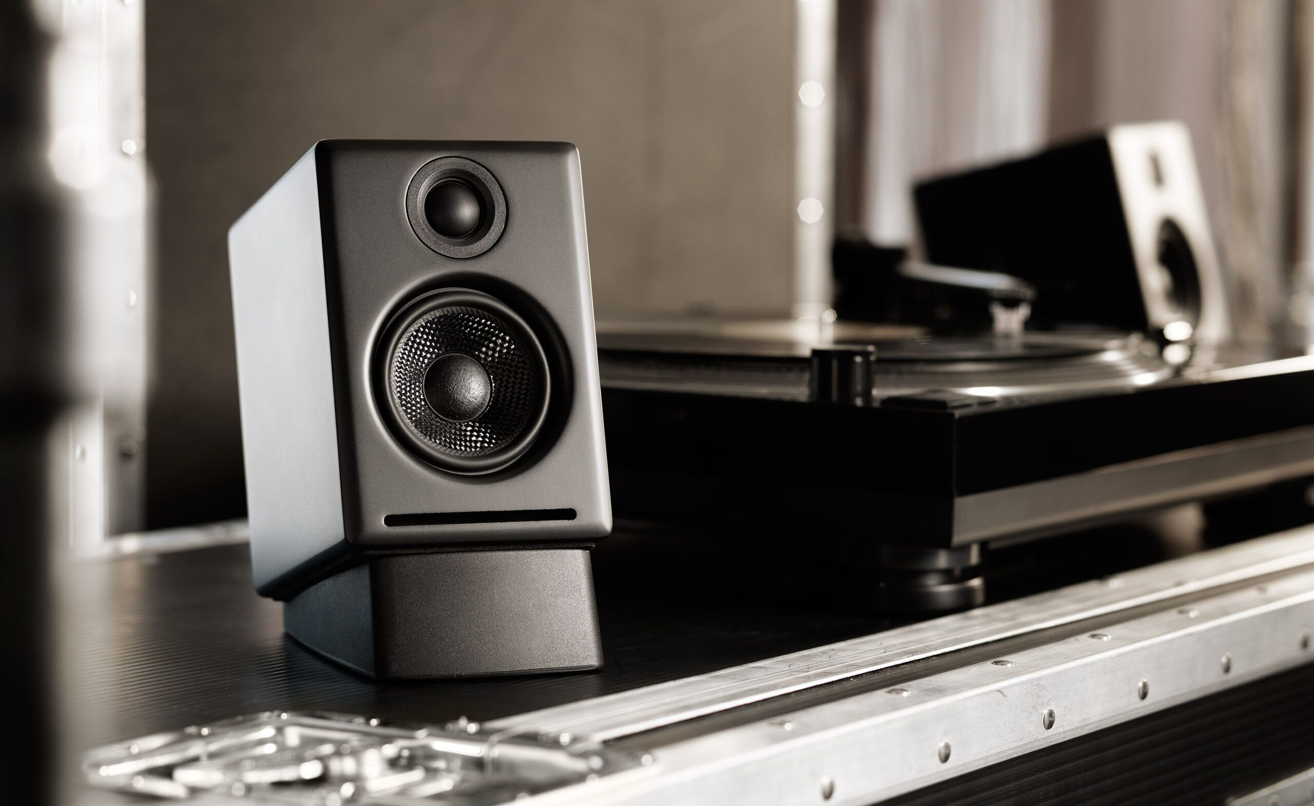 オーディオエンジンa2+ワイヤレス A2+ Next Gen Home Music System w/ Bluetooth aptX-HD — Audioengine
