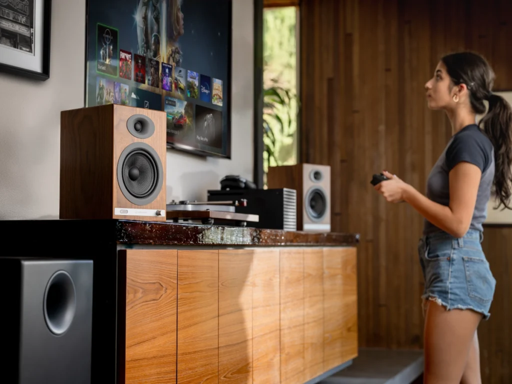 HD5s on TV console.